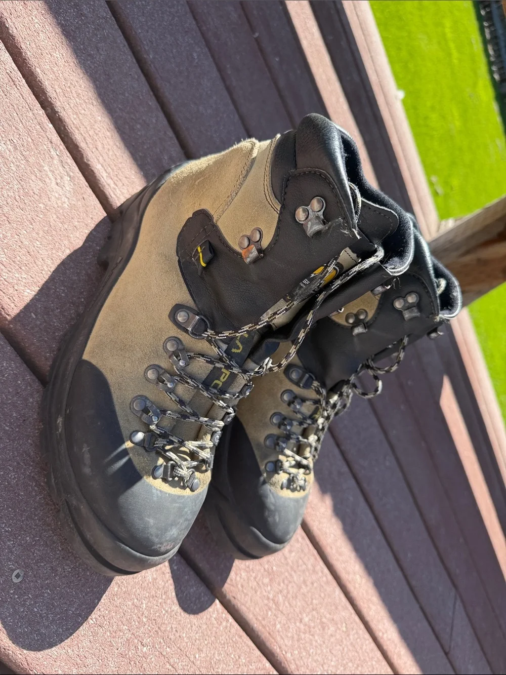 La Sportiva Makalu Mountaineering Boot